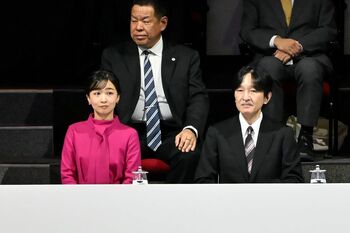 2025年11月デフリンピックの開会式でお召しになったのはお気に入りブランド『ViaggioBlu（ビアッジョブルー）』のワンピース