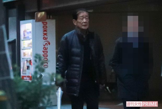 3月中旬の夜、行きつけの中華料理店『T』に番組の打ち合わせのため雨の中、訪れた