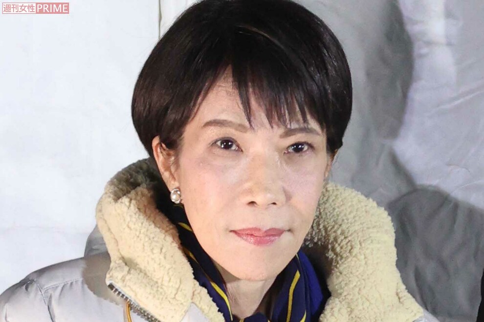 《結局、誰に手を振っているの？》高市首相の“エアお手振り動画”で露呈した広報費の“お粗末な使い方”……