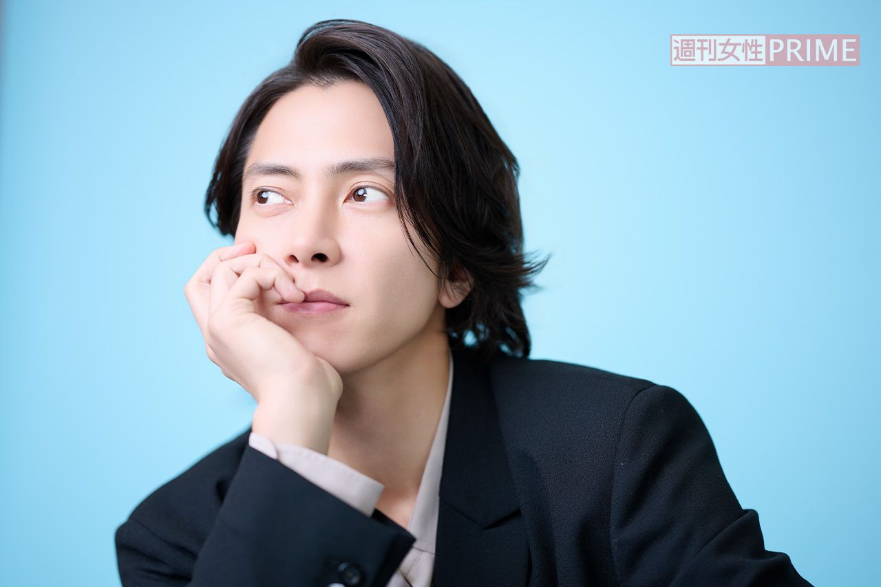 山下智久　撮影／渡邉智裕　ヘアメイク／北一騎　スタイリスト／櫻井賢之（casico）