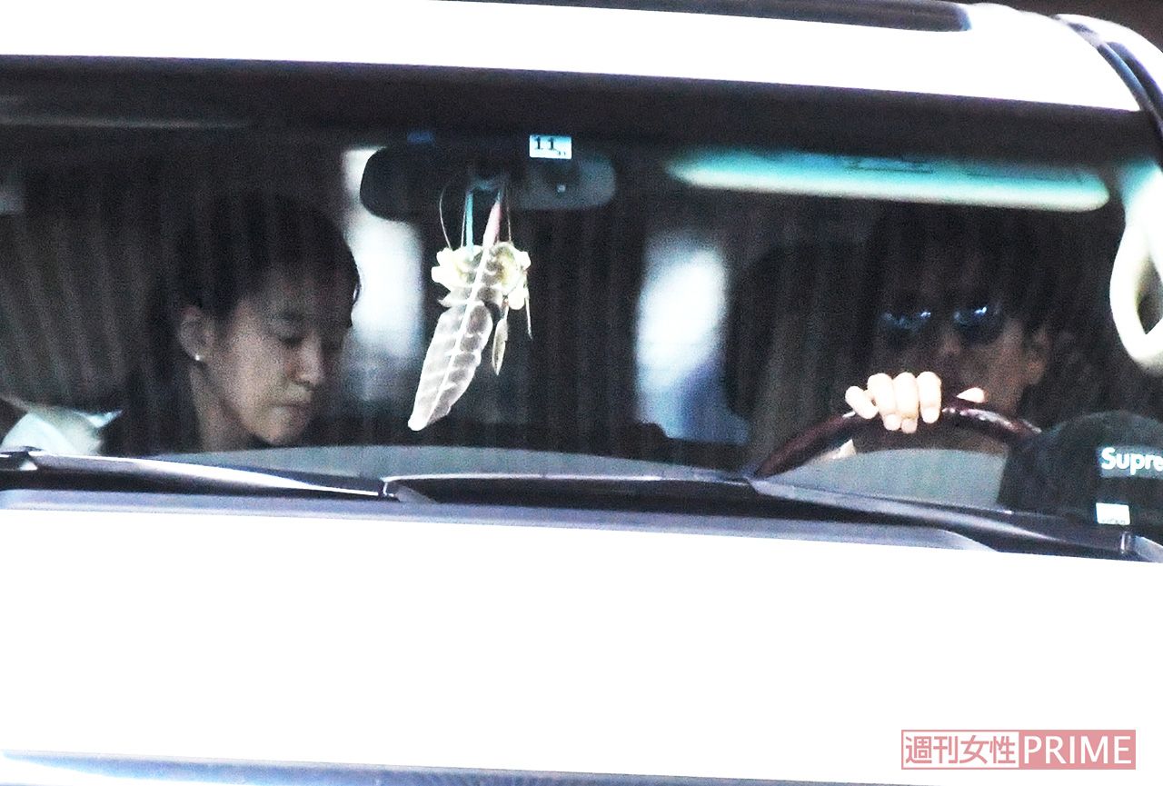 普段は静香の運転する四駆でお迎えに来た木村。父娘は楽しそうに話していた