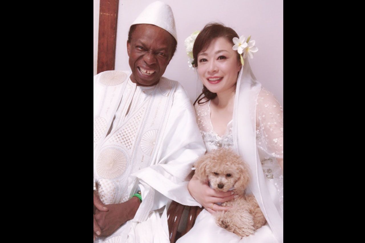 “サン”コンだけに、3月3日に結婚式を挙げた