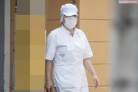 小室圭さん母、古巣洋菓子店に“再就職”で借金返済始動？ 直撃に久しぶりの肉声