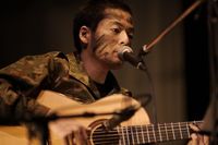 日本の“今”を歌う七尾旅人「人々の目が届きづらい場所で、国の本性が現れてくる」