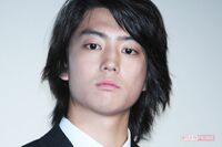 伊藤健太郎「小栗旬が動いたのか」事務所移籍に賛否両論「どうせまたやらかす」拭えぬ“ひき逃げ”のイメー…