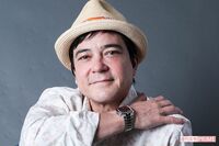 川平慈英、父に学ぶ“寛容”の精神が主演舞台にも影響「俺がちっちゃかったな」