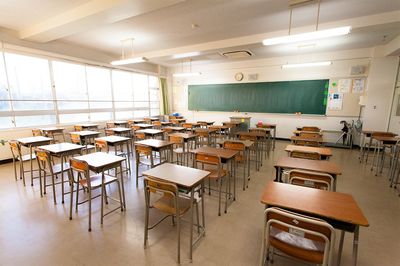 エンドレス残業で公立教員を死に追いやる『変形労働時間制』危ない法案の中身とは