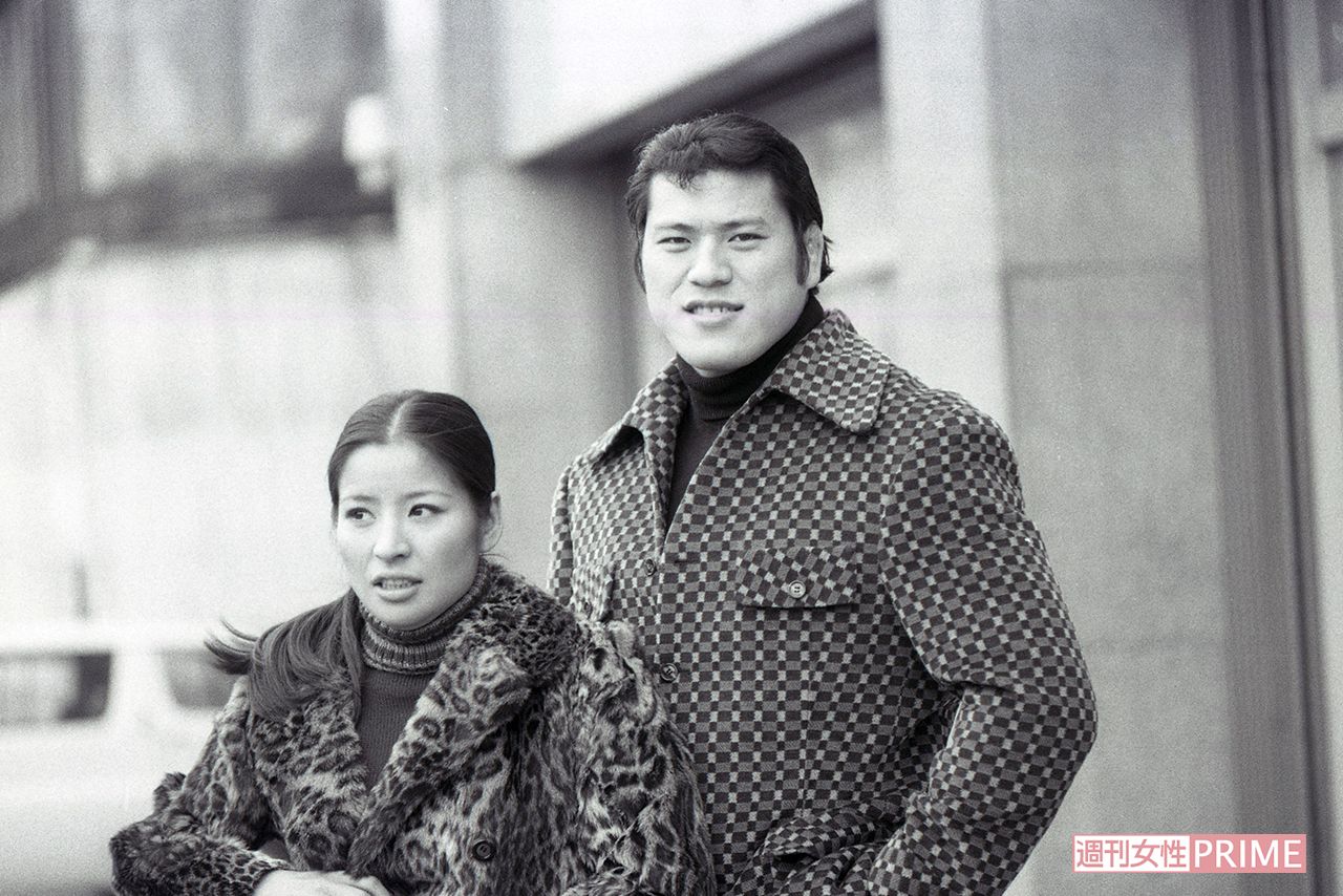 元妻・倍賞美津子と海外でデートを楽しむアントニオ猪木さん（1971年撮影）
