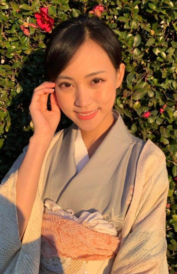 自ら着付けした着物姿を披露した高橋茉莉氏（本人インスタグラムより）