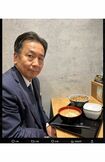 昨年10月、 牛丼チェーン店めぐりをする枝野議員(枝野幸男氏公式Xより)