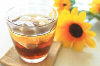 《猛暑到来》名医が教える、汗をかいたら「とりあえず麦茶か水！」の正解