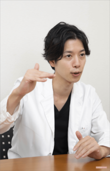 優しい口調で話す藤野さんだが、そこには一貫した自身の信念が通っている（撮影／伊藤和幸）