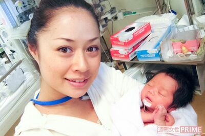 出産直後、楓音ちゃんに発作が起きる前（撮影／伊藤和幸）