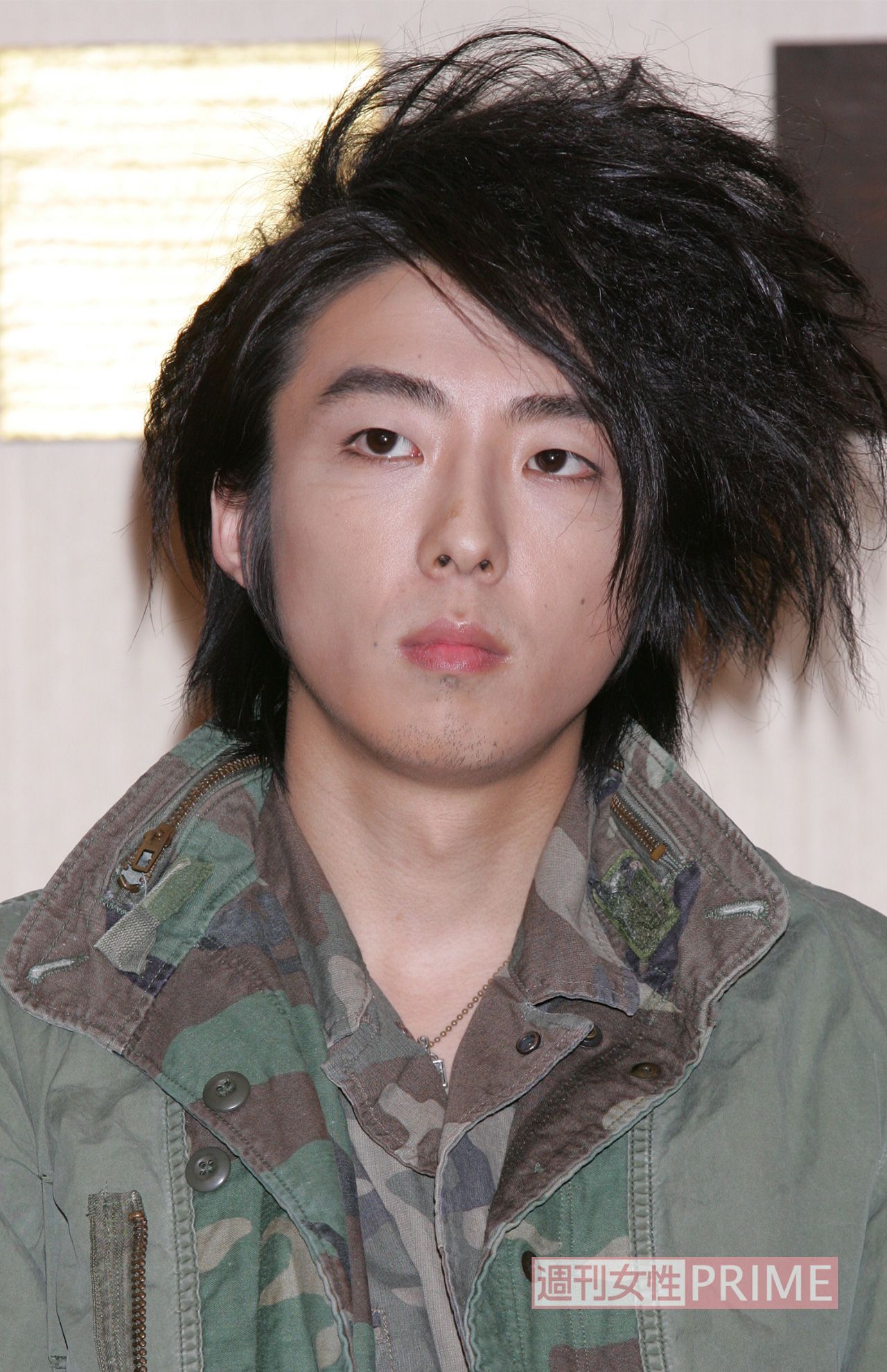 2004年、窪塚俊介主演舞台『歩兵の本領』制作会見に出席した高橋一生