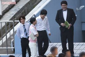 ドラマ『だが、情熱はある』撮影で高橋海人、森本慎太郎、戸塚純貴、マヂカルラブリー村上で談笑