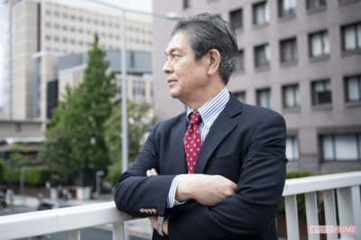 新聞記者出身の作家・堂場瞬一「僕の存在はどうでもいい」200作の偉業を成し遂げる小説家の“素顔”