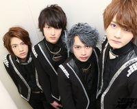 “未来から来た”グループG-EYE 正体はあの人気アイドル？