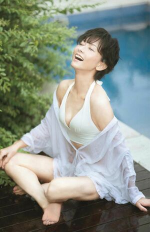 斉藤慶子（2022年カレンダーより 撮影／野村誠一）