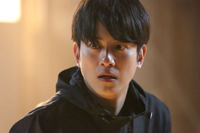 溝端淳平の狂気を秘めた表情が本当に怖い！　視聴者を裏切るドラマ『仮面同窓会』