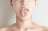 【1日5分の「舌レッチ」】“舌博士”が教える簡単“舌活”ストレッチで健康な毎日！「ほうれい線・口臭・声…