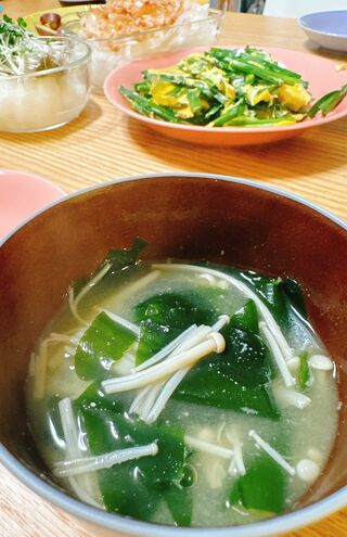 肌の全体的な不調に効く「美肌みそ汁」