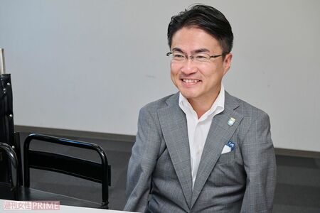 「自分のような存在が現れなくて、長らく孤独だった」と語る　撮影／山田智絵