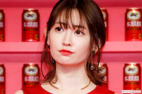 小嶋陽菜を資産35億円で上場企業の大株主に押し上げた「面倒くさい女になれ」秋元康の金言