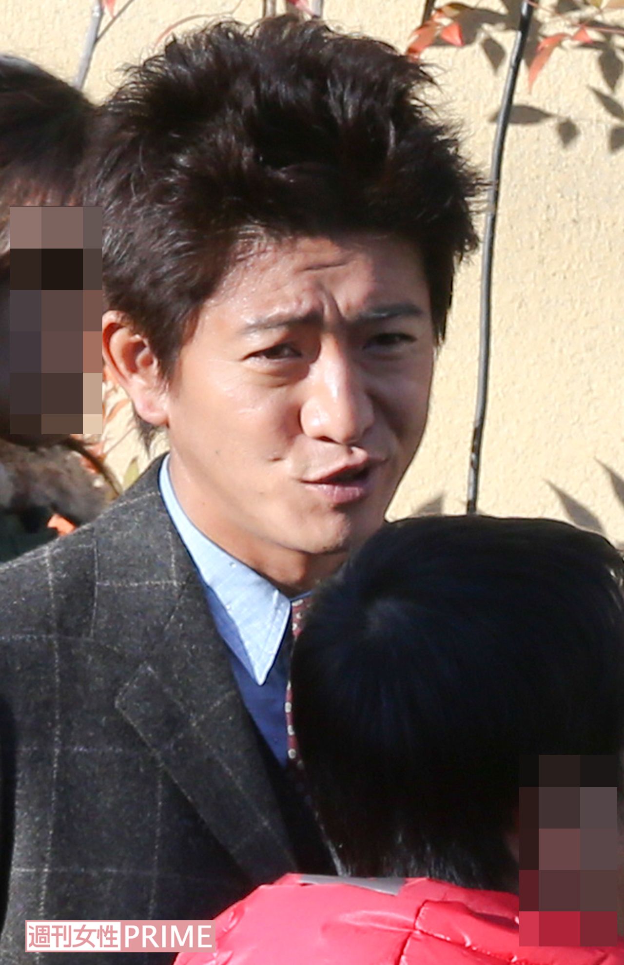ドラマの外ロケで休憩中の木村拓哉