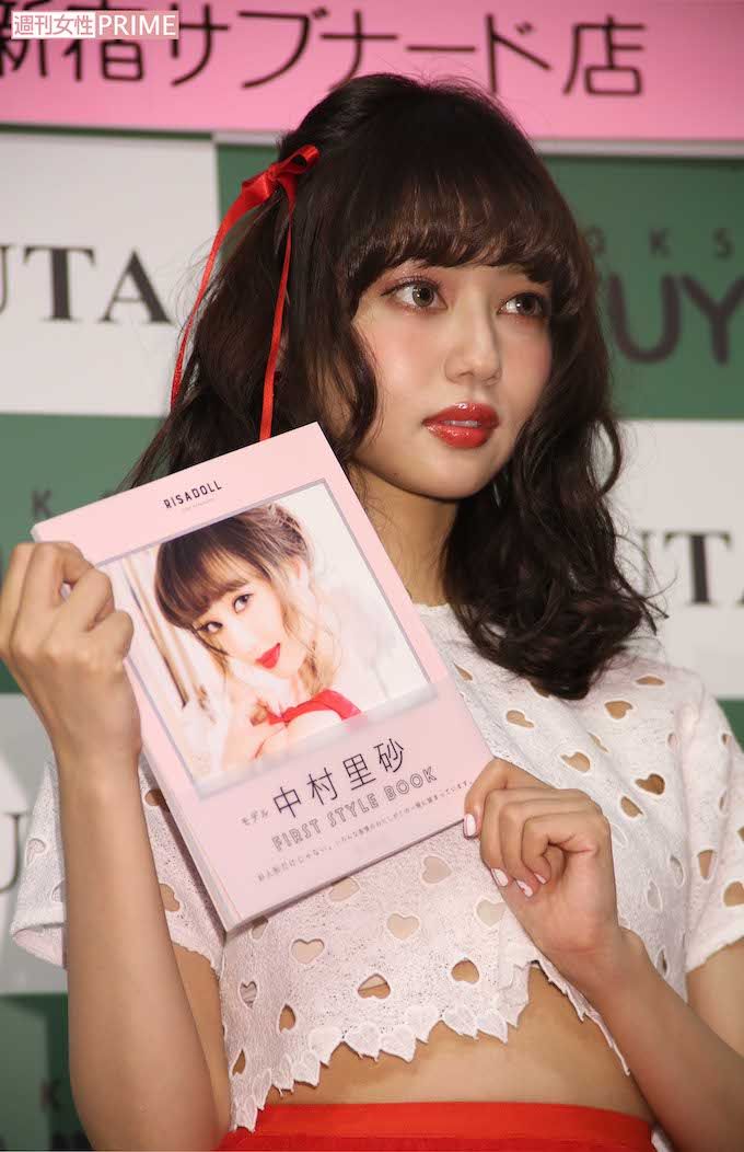 2015年、スタイルブックの発売イベントに登場した中村里砂