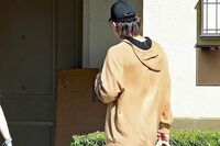 【目撃撮】ドジャース大谷翔平の元通訳・水原一平被告、離婚疑惑が浮上していた妻との買い物帰りをキャッチ