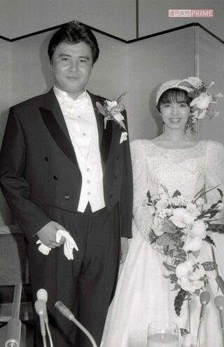 1987年、榊原郁恵と結婚、披露宴を挙げた渡辺徹さん
