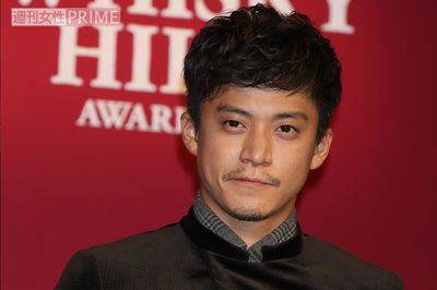 小栗旬ハリウッド進出、本格始動の裏でお手本にしていた「憧れの先輩」