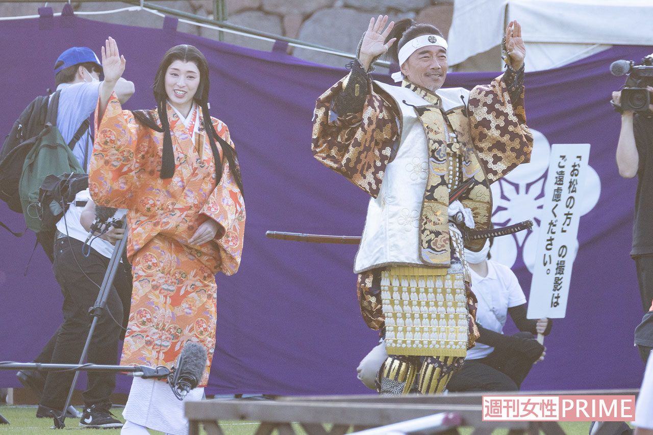 イベントに登壇する竹中直人と栗山千明