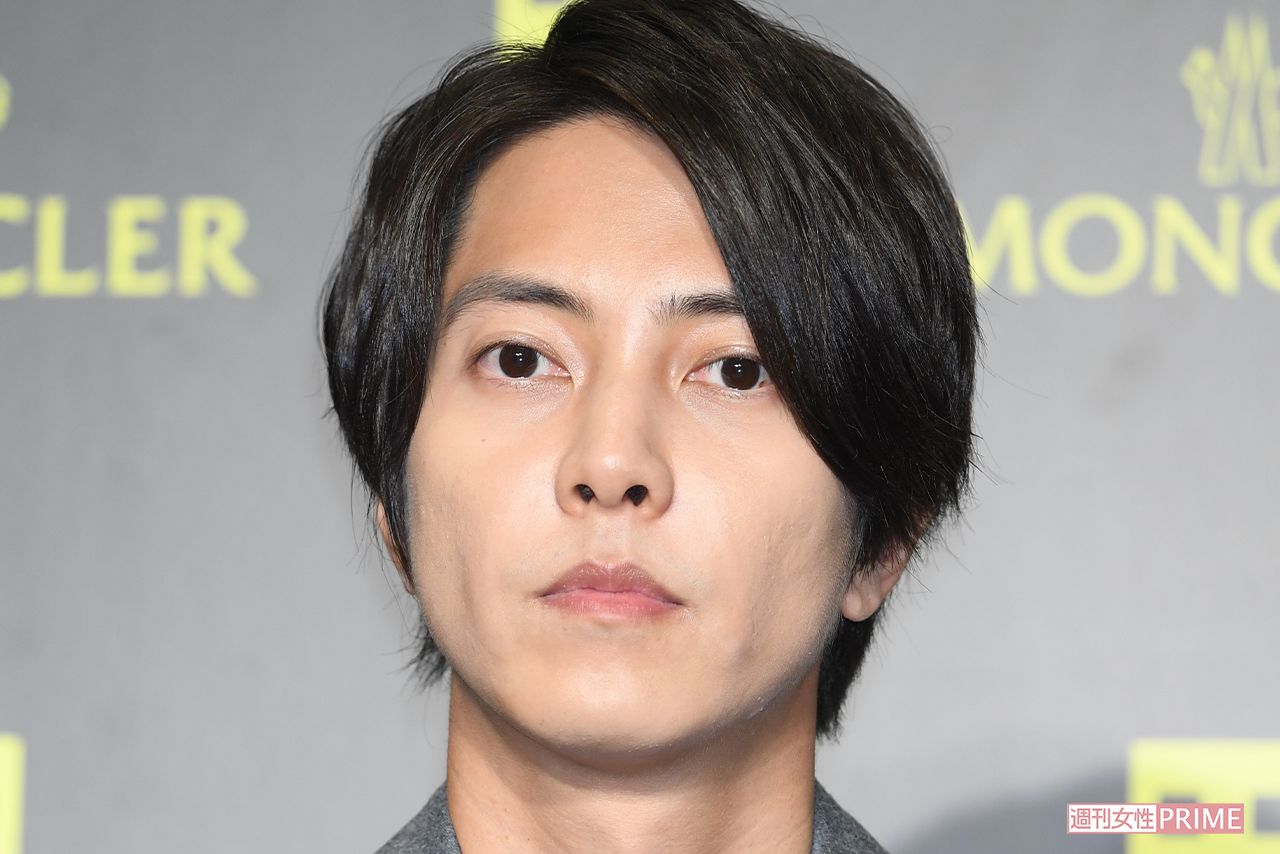 ドラマ10『正直不動産』（NHK）で主演を務める山下智久