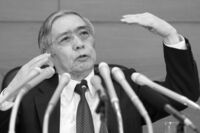 アベノミクスで生活が楽にならないワケ「しかも社会保障で負担の嵐が吹き荒れる」