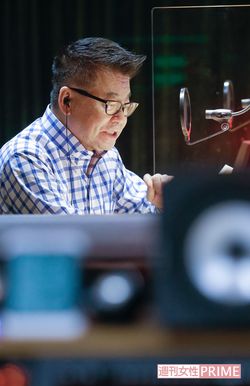 「震災直後も、リスナーからの手紙に助けられた。いつも朝の元気をいただいていますよ」と生島。生涯現役を目指すと意気込む