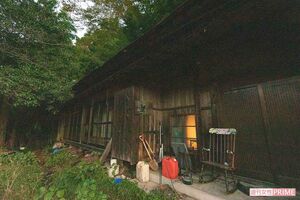 築150年の古民家の外観。この家はこれまでどのような運命をたどってきたのだろうか