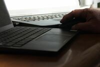 SNSの誹謗中傷で書類送検、妻を流産に追い込んだ“ネット上で人格が変貌”した夫の言い訳