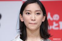 杏、世間の同情を集めるウラに “家族に振り回され続けた”34年間
