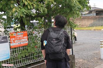 暑さに負けずに捜索するも見つからない……