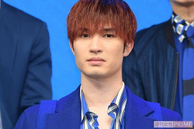 SixTONES・ジェシー「最低でも400万円」左手中指の『クロムハーツ』“6連ゴールドリング”にかけた労力とグ…