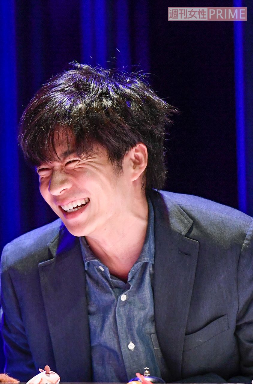 舞台『サメと泳ぐ』より　撮影／山田智絵