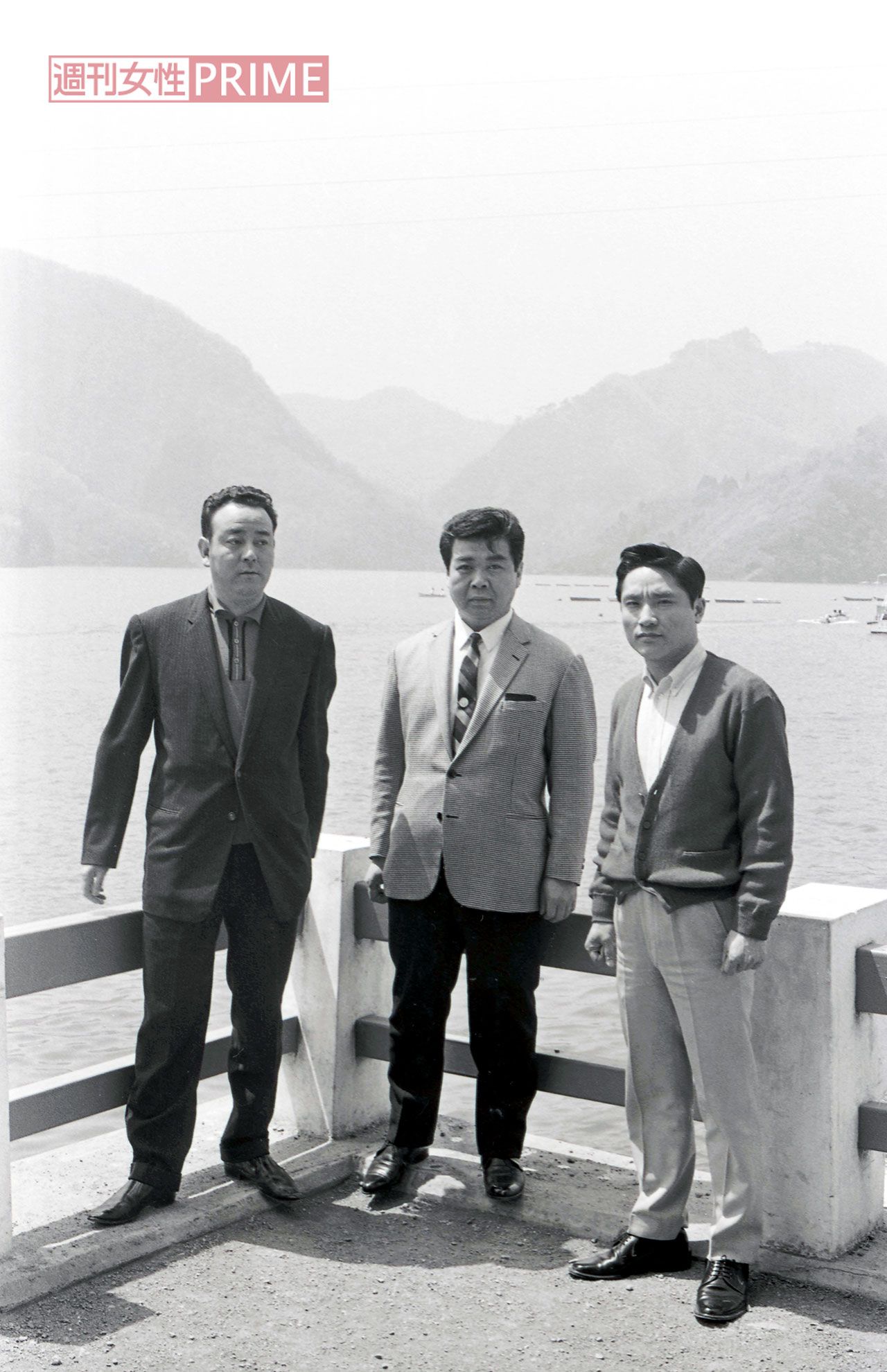 お笑いトリオ「てんぷくトリオ」として活躍。左から故・戸塚睦夫さん、故・三波伸介さん、伊東さん