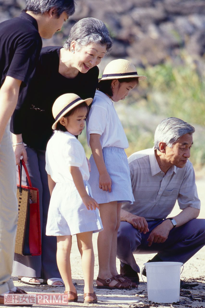 両陛下が須崎御用邸で静養されるなかで秋篠宮ご一家も合流された（’99年8月）