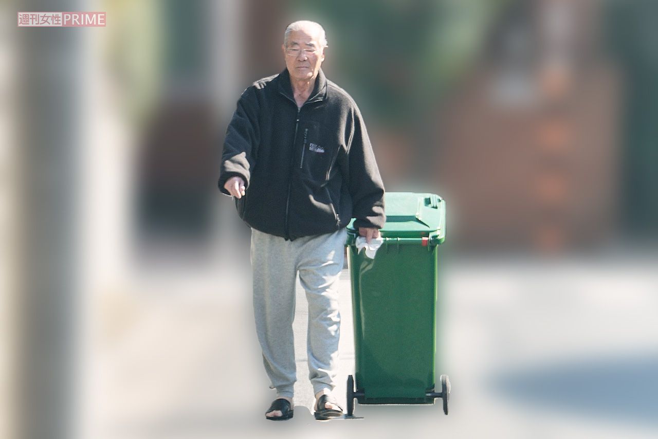 3月上旬、ゴミを出すため自宅から出てきた張本勲