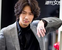 綾野剛、人をボコボコにする撮影で監督から「最高ッス」