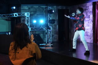 光GENJI元メンバー・山本淳一によるライブ時の様子