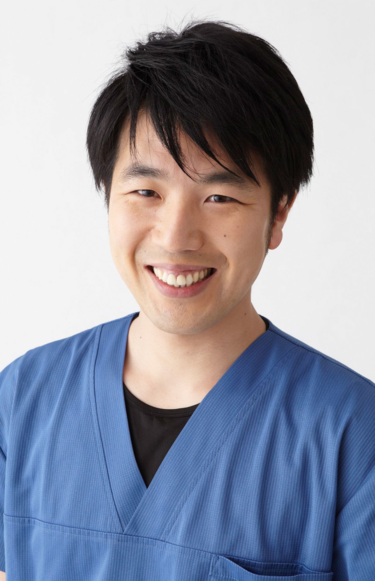 高林孝光さん●鍼灸師・柔道整復師。プロトレーナー。「アスリートゴリラ鍼灸接骨院」院長。