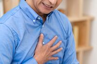 肩や二の腕が痛い＝肺がんのおそれアリ 「放っておくと怖い」危ない病気の隠れサイン