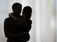 【心理診断】あなたは“社内恋愛”に向いているタイプ？